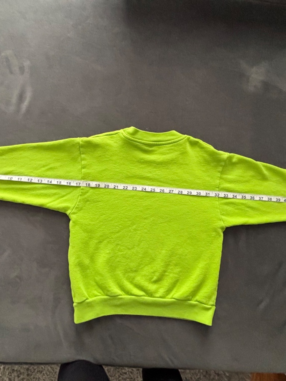 The Balenciaga Kids Logo Trademark Graphic Fleece Sweatshirt in size 8Y Unisex - Picture 4 of 15